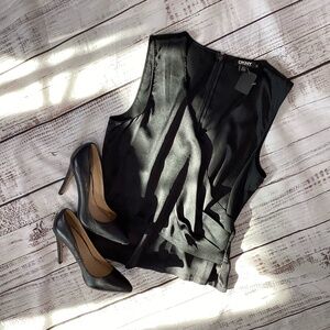 423. DKNY Black Sleeveless Satin Blouse EUC Size 12